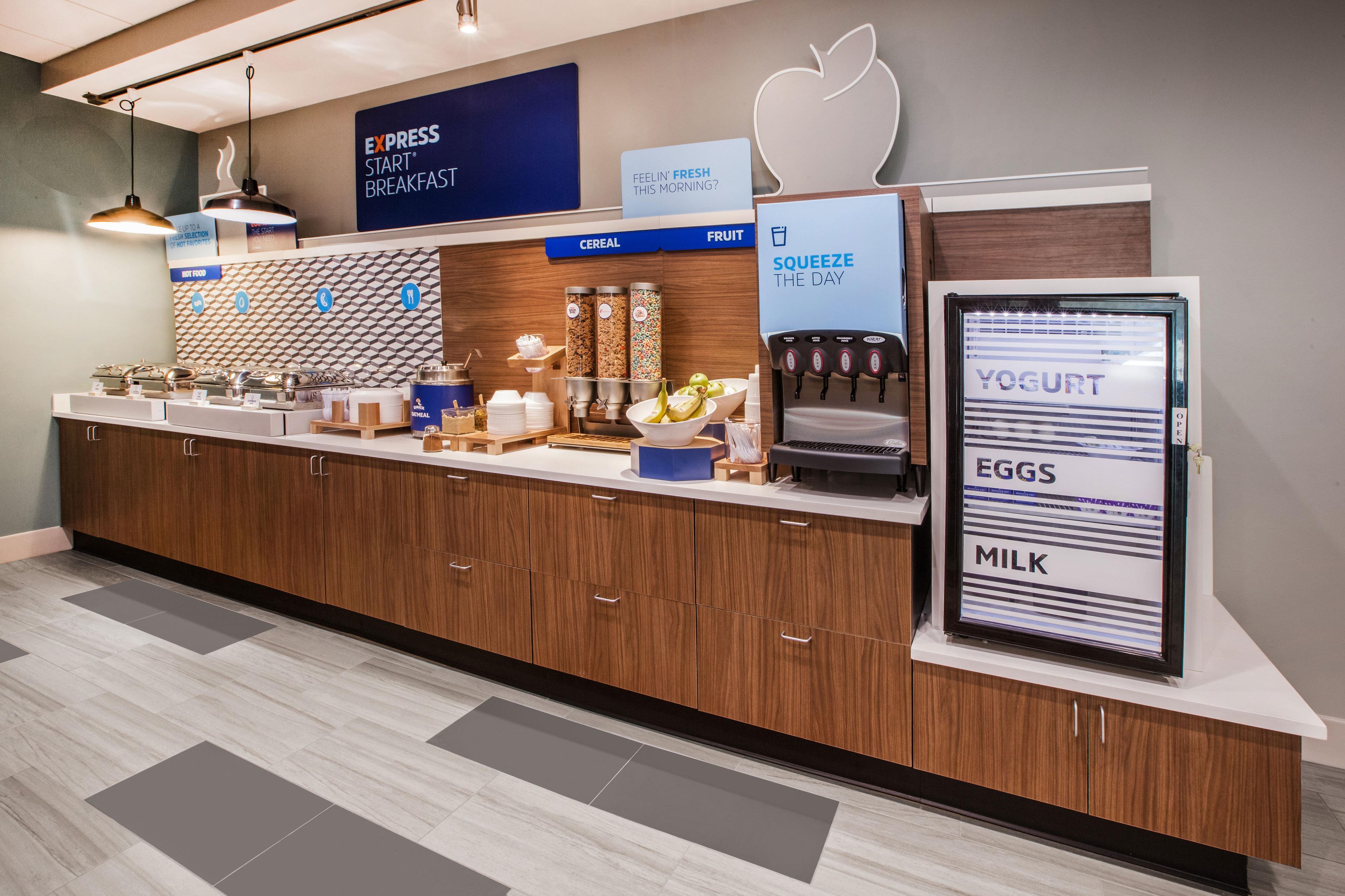 Holiday Inn Express Hotel & Suites Sedalia By Ihg Экстерьер фото
